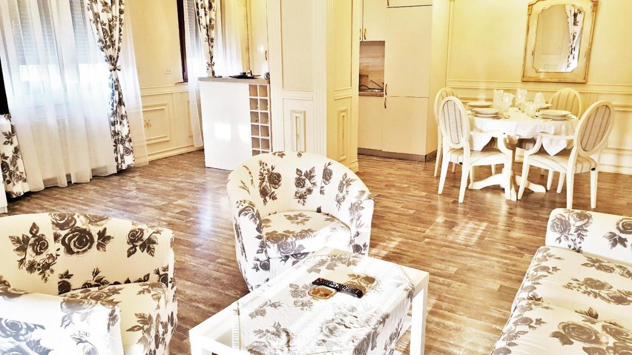 My Hotel Apartments Baneasa 부쿠레슈티 외부 사진