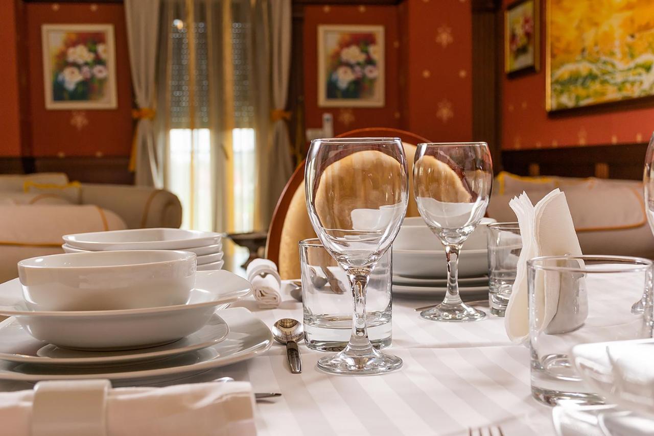 My Hotel Apartments Baneasa 부쿠레슈티 외부 사진